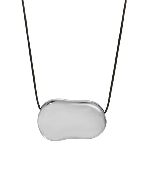 The Pebble Necklace