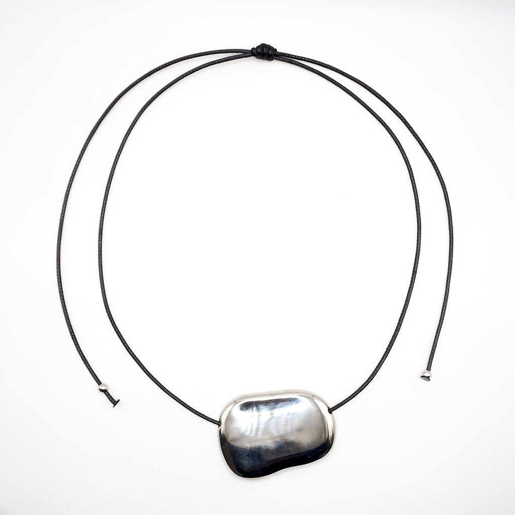 The Pebble Necklace